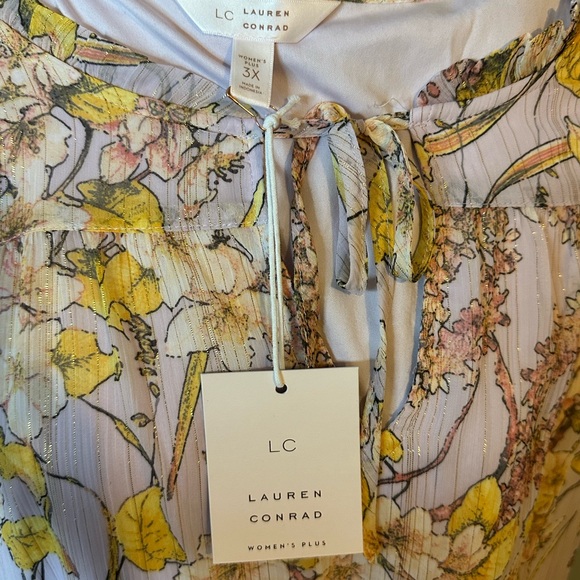 Flowy and Flowery Lauren Conrad Blouse NWT, 3X - Picture 3 of 5